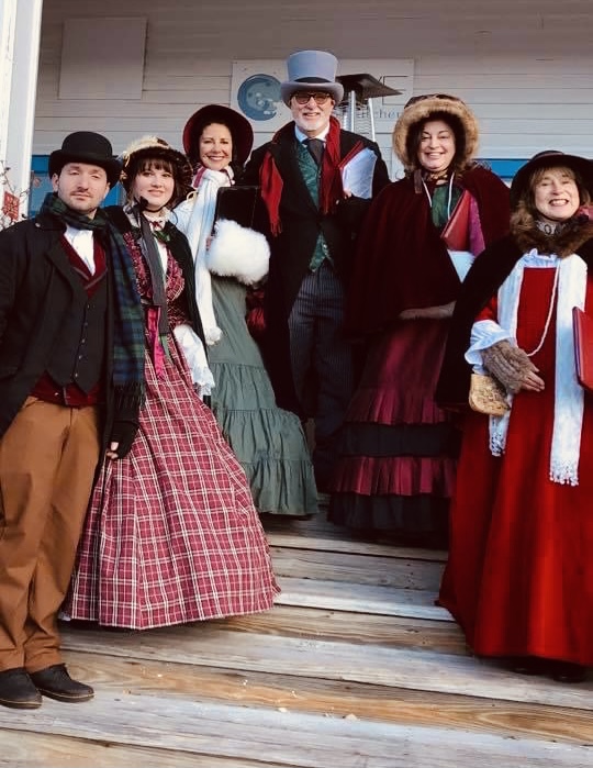 Candle Light Stroll & Caroling with The Dickens Carolers
